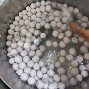 多功能全自動(dòng)包心肉丸機(jī)客戶反饋不錯(cuò)！