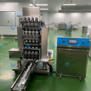 全自動(dòng) 多功能多頭型湯圓成型排盤(pán)機(jī)客戶使用現(xiàn)場(chǎng)！